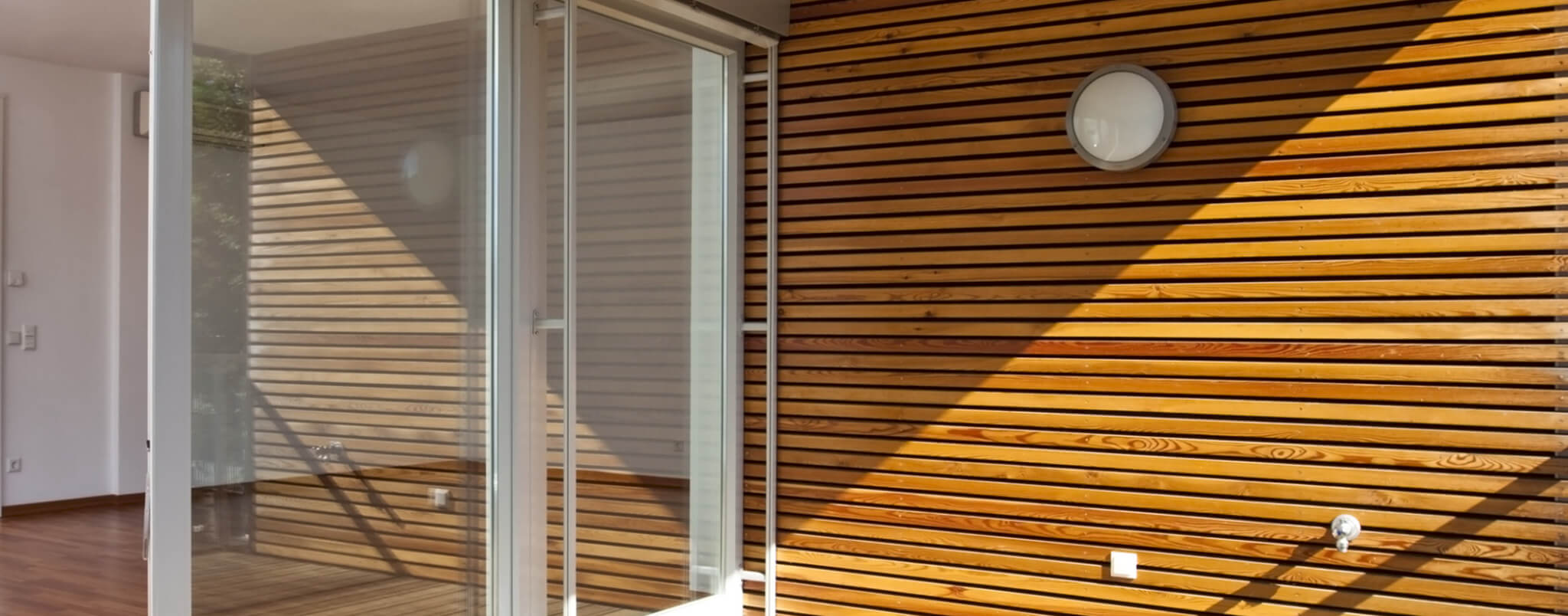 shades_banner_house